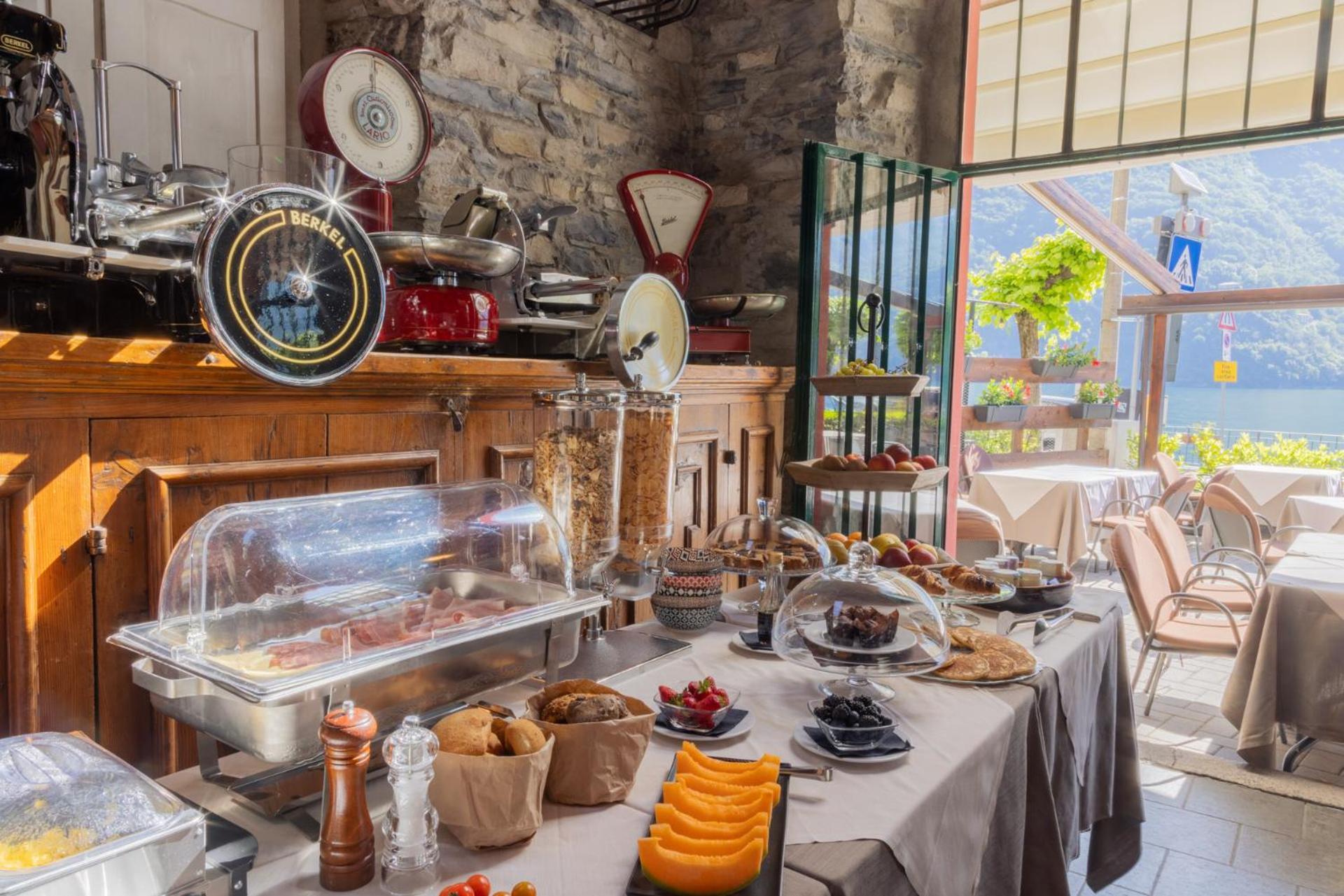La Locanda Del Cantiere Laglio Bagian luar foto
